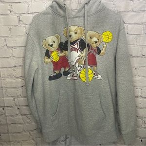 Chinatown Market 'Triple Threat' Basketball Bear Hoodie Small heather Gray
